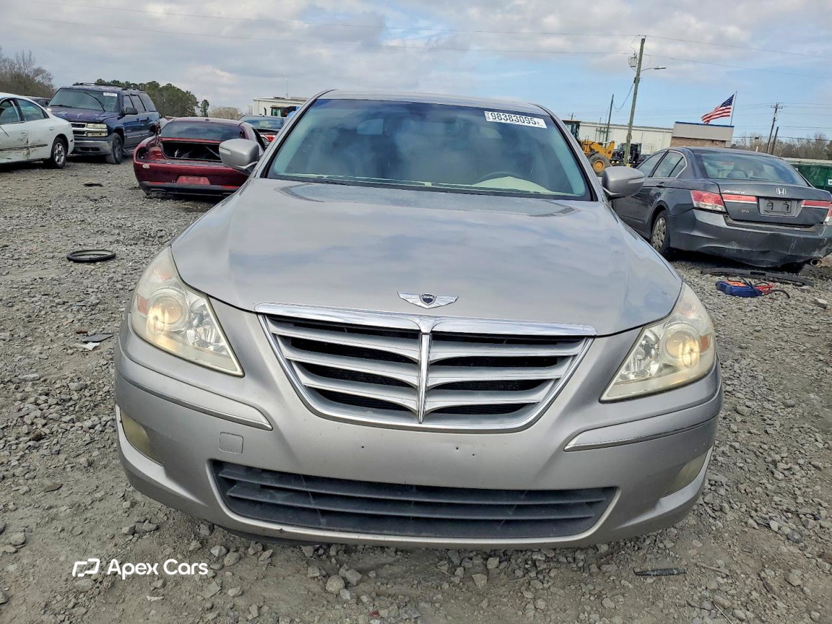 Hyundai Genesis 2009