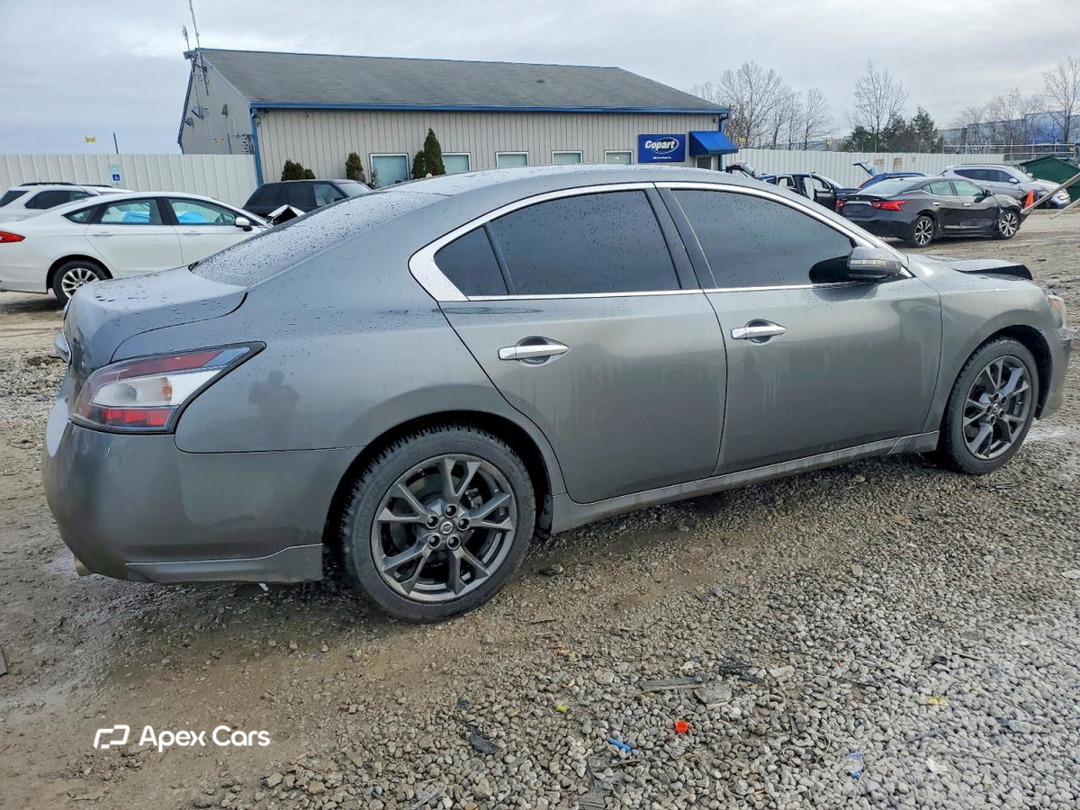 Nissan Maxima 2014