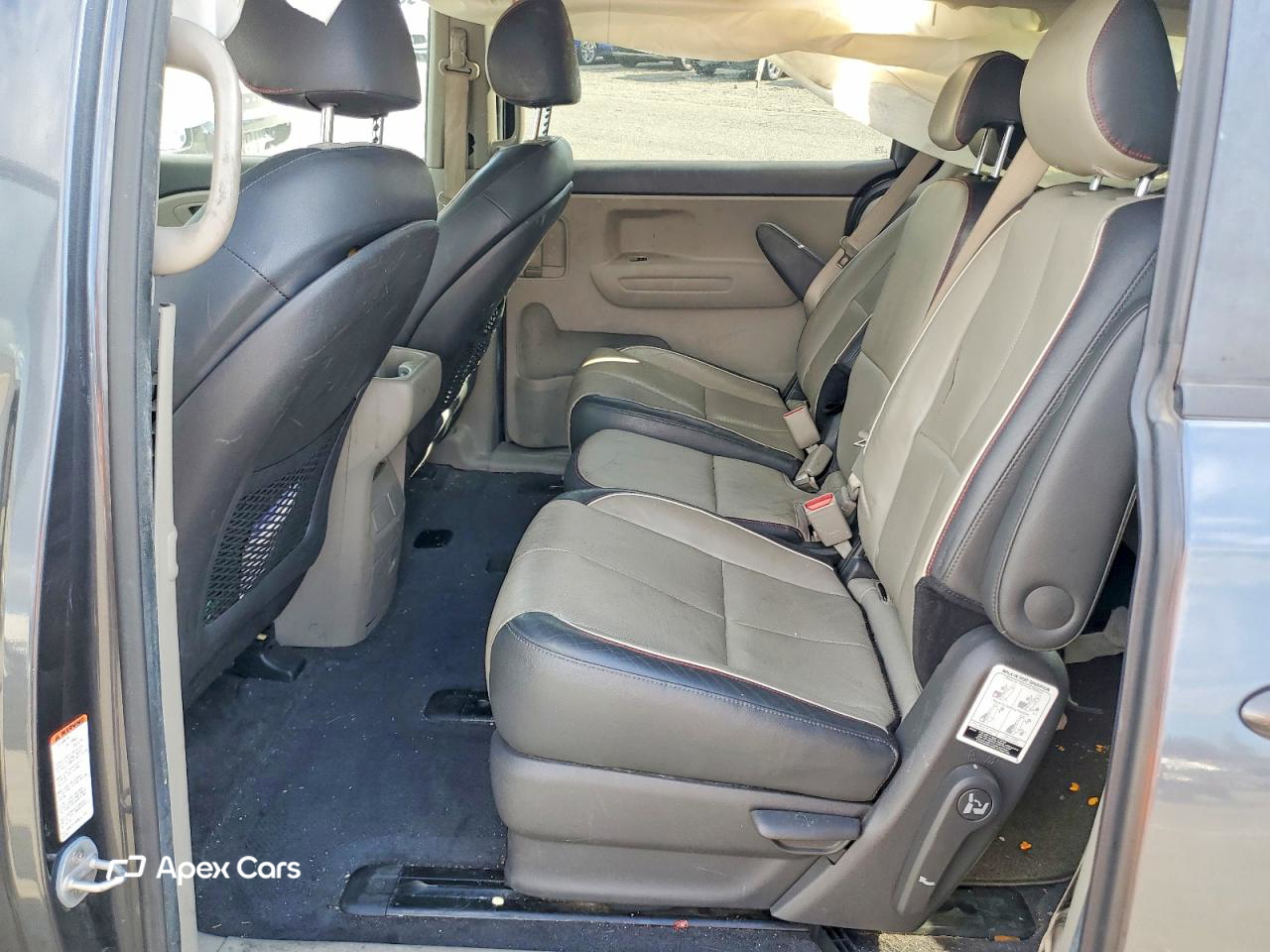 Kia Sedona 2016