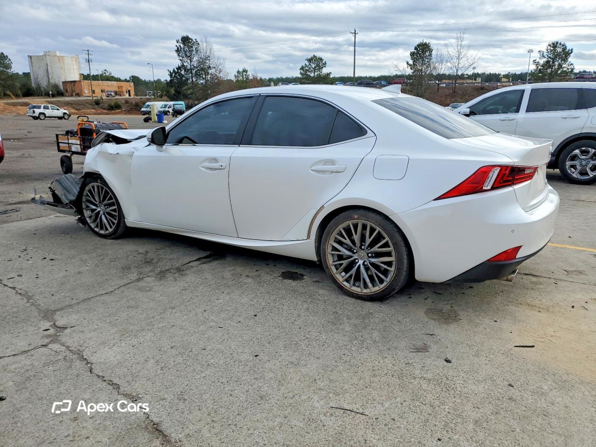 Lexus IS 2016