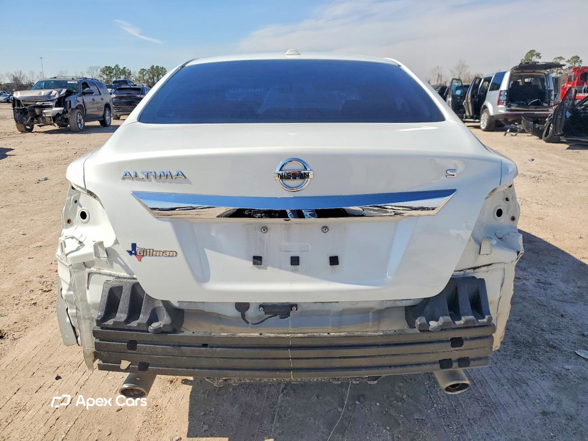 Nissan Altima 2015