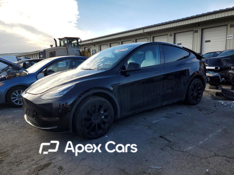 Tesla Model Y 2023 - Zdjęcie 1 z 14