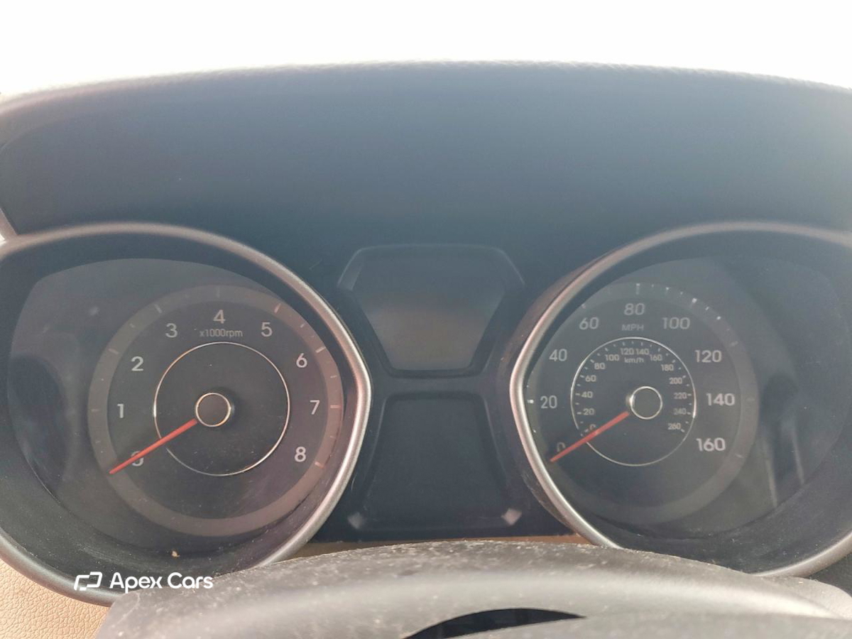Hyundai Elantra 2013