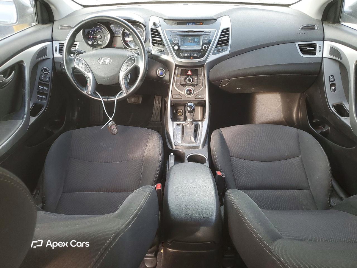 Hyundai Elantra 2016