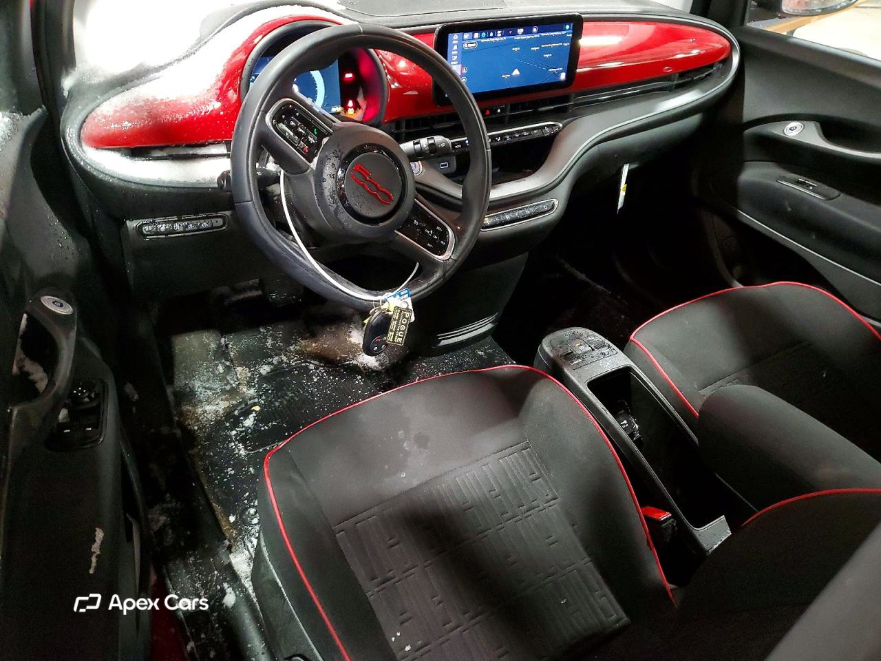 Fiat 500 2024