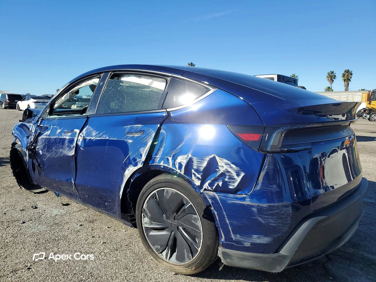 Tesla Model Y 2026