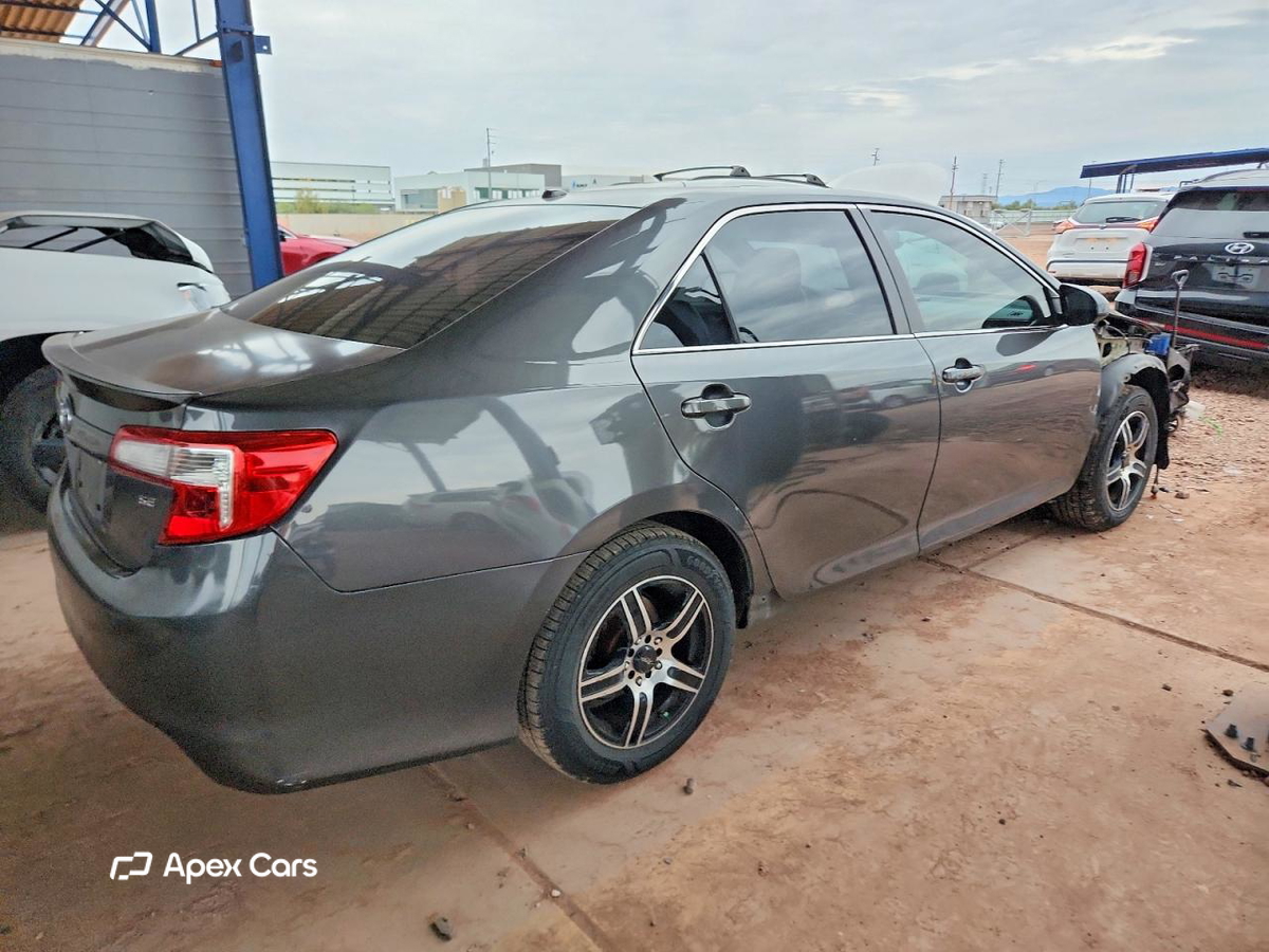 Toyota Camry 2012