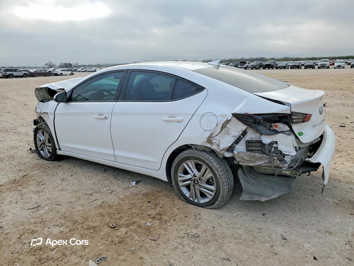 Hyundai Elantra 2020