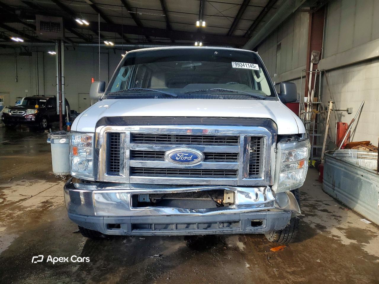 Ford Econoline 2014