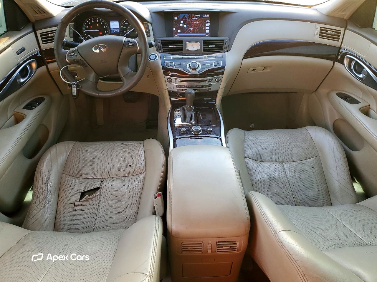 Infiniti M 2013