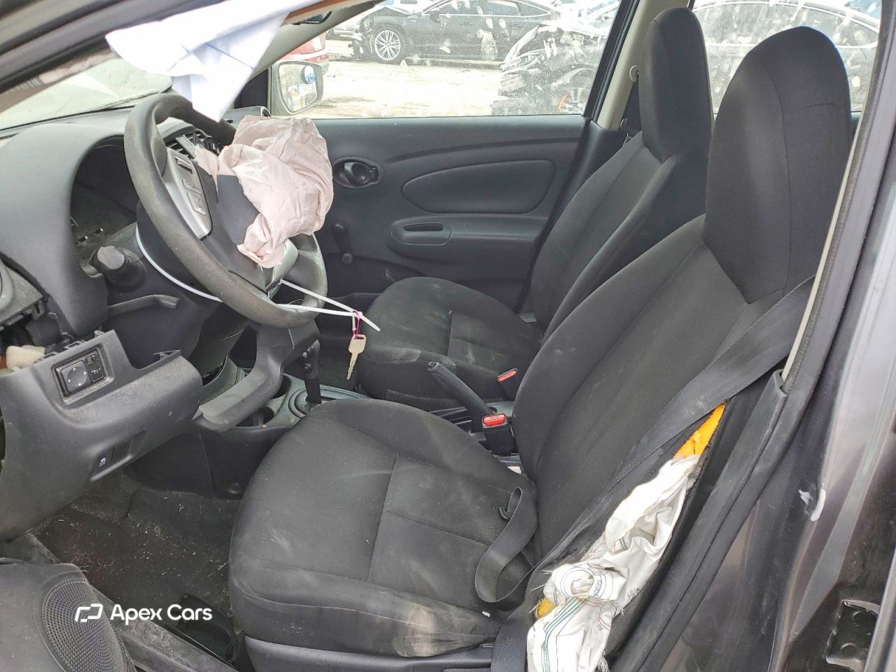 Nissan Versa 2016