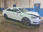 Ford Taurus 2016