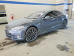 Tesla Model S 2015