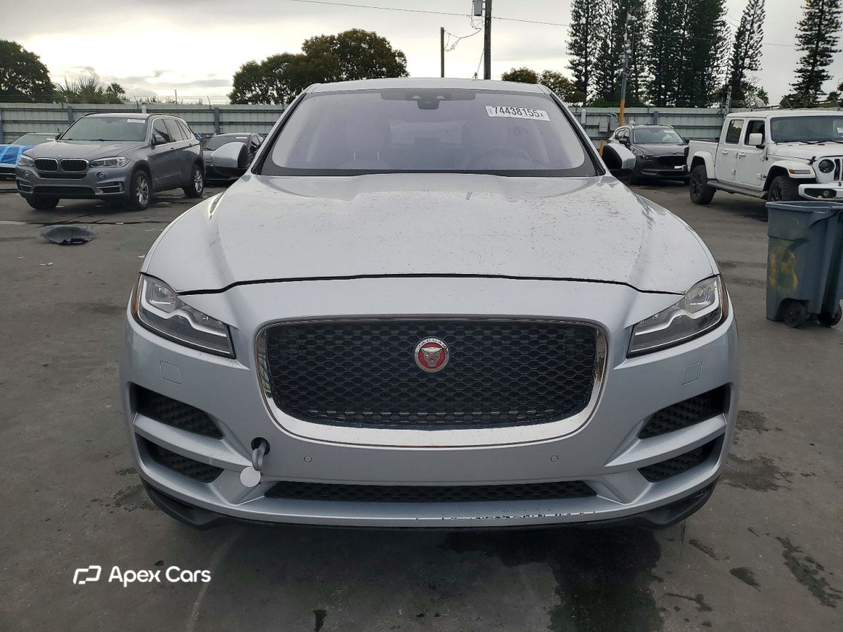Jaguar F-Pace 2017