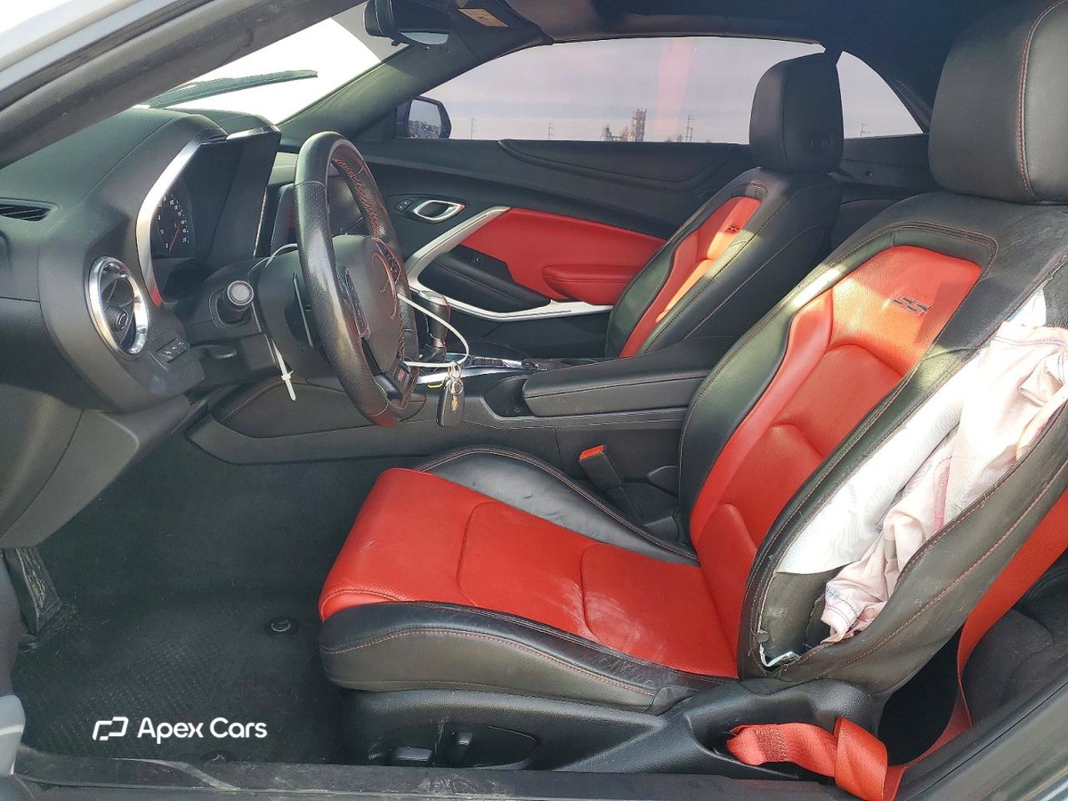 Chevrolet Camaro 2021