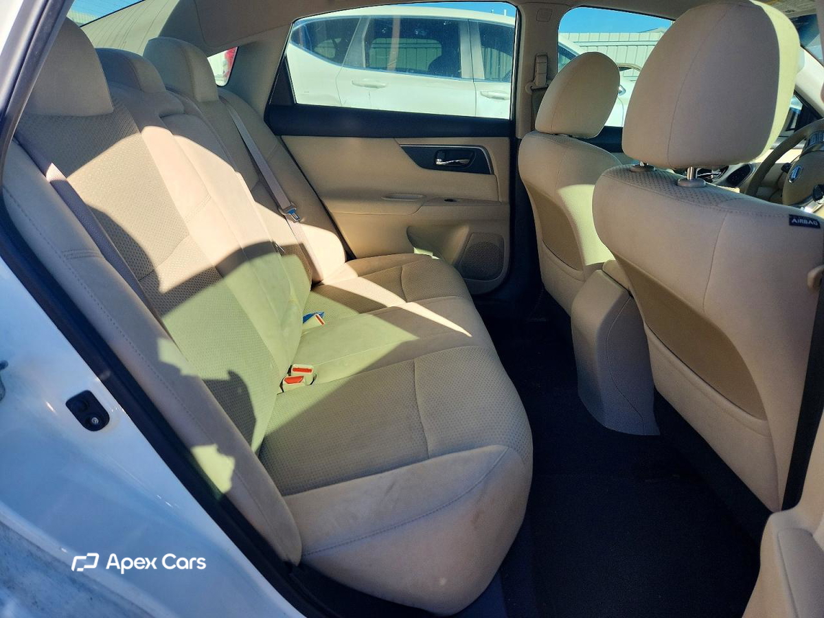 Nissan Altima 2015