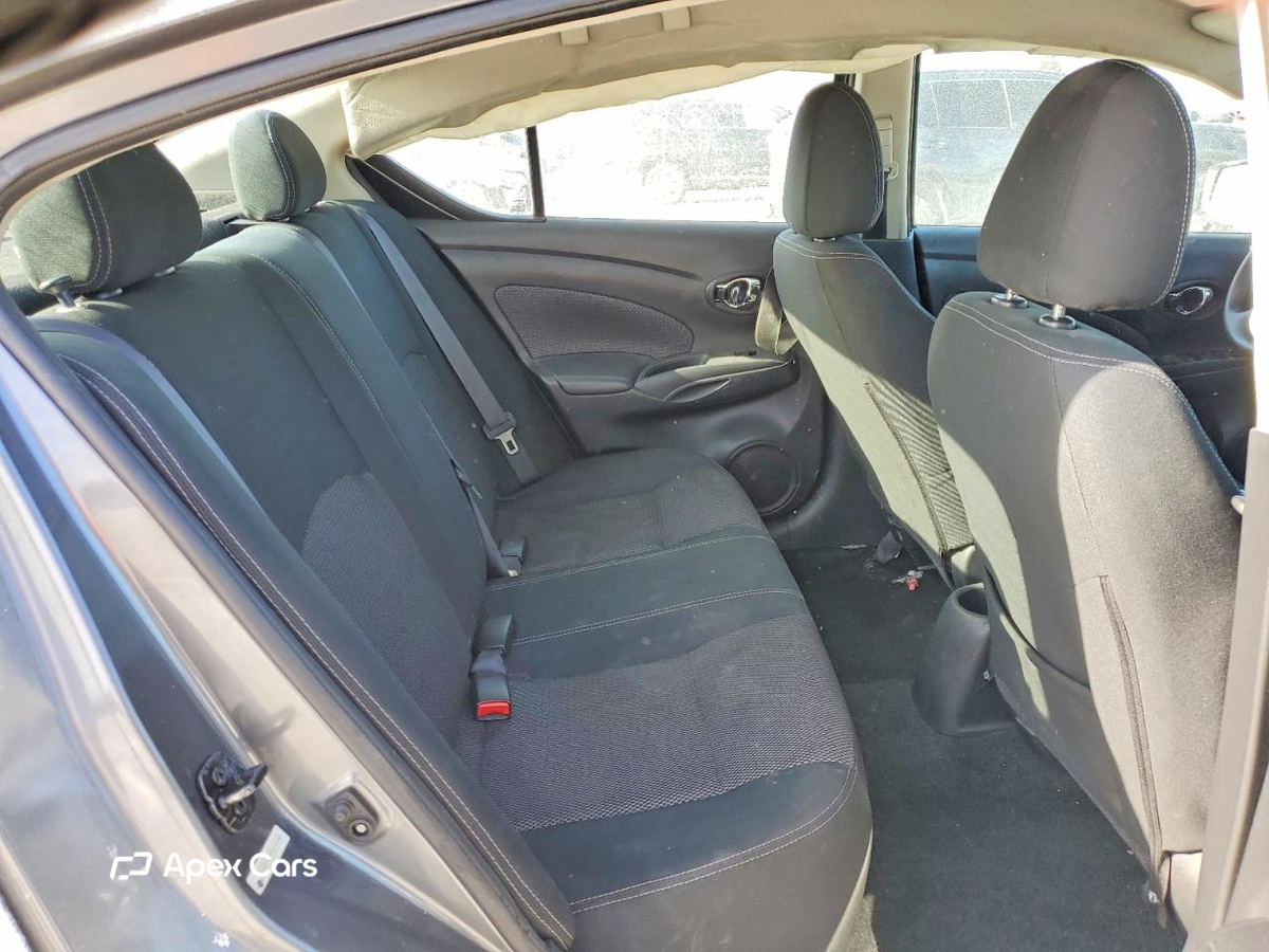 Nissan Versa 2019