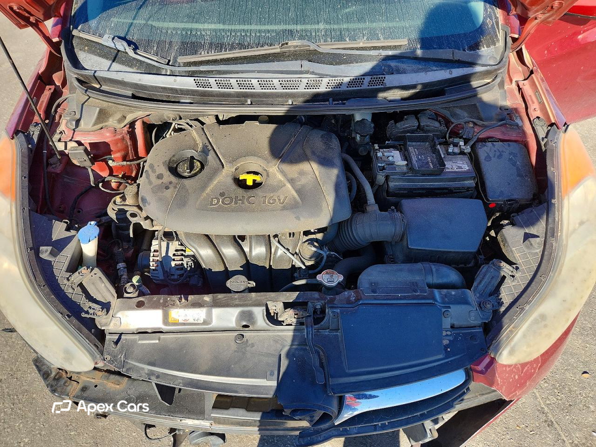 Hyundai Elantra 2013