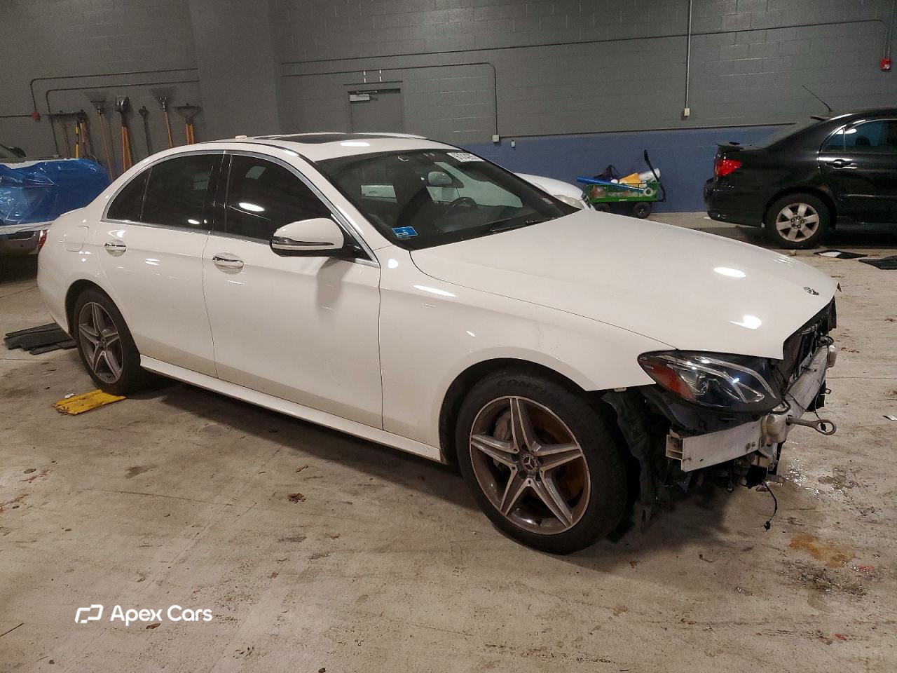 Mercedes-Benz  2017