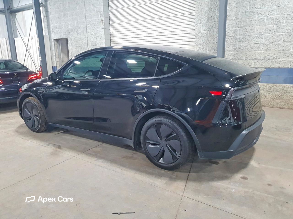 Tesla Model Y 2026