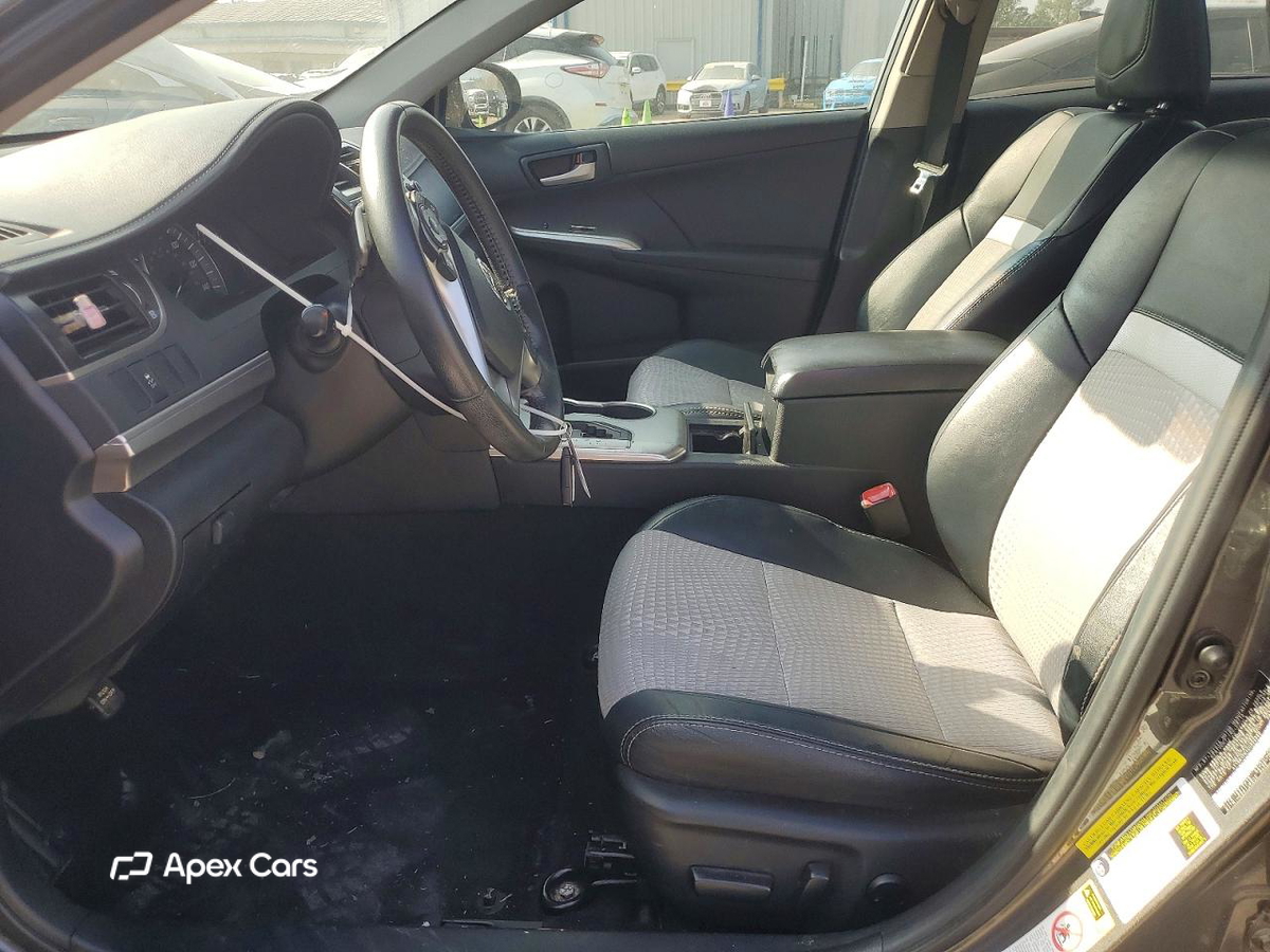 Toyota Camry 2012