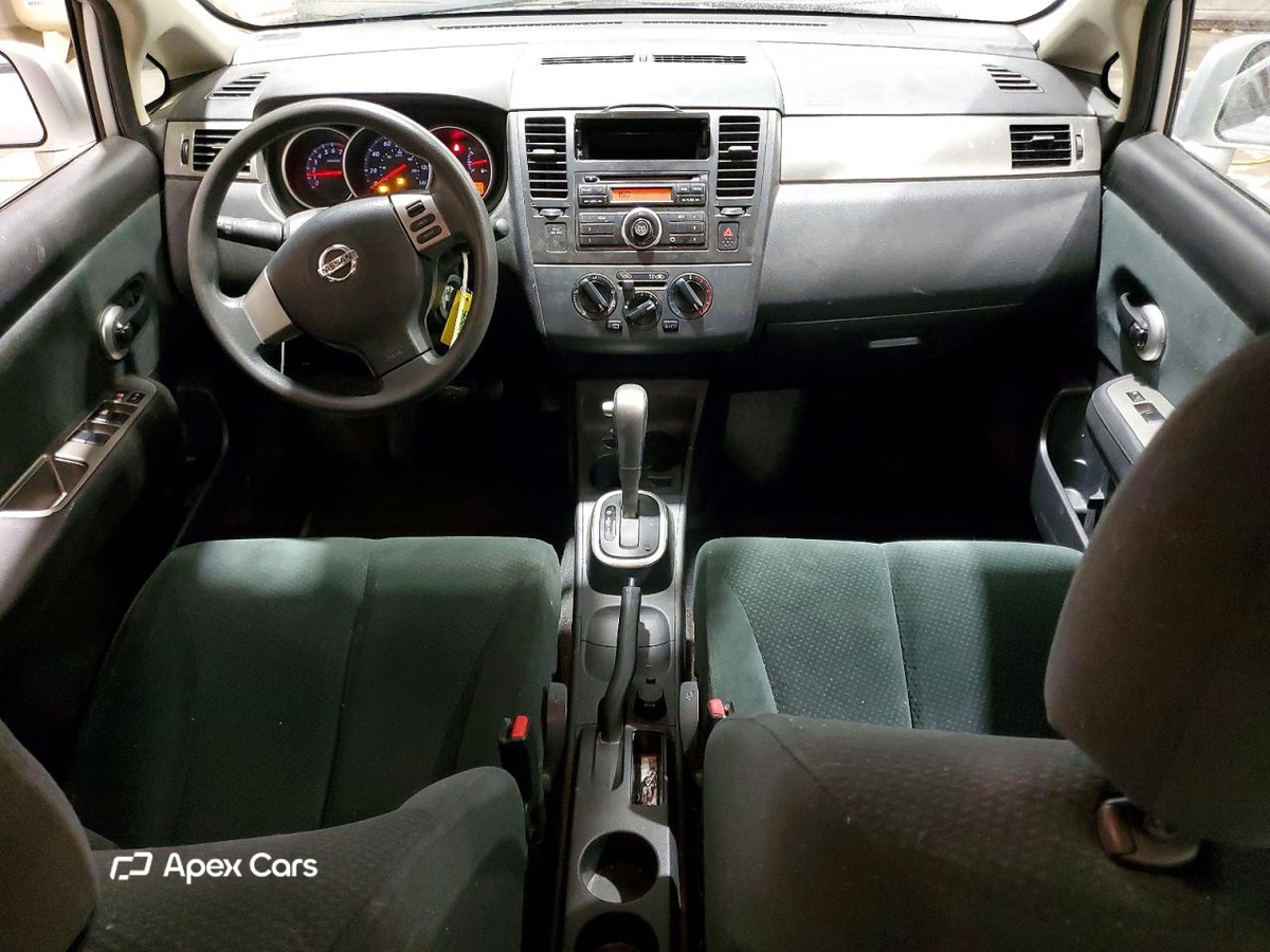 Nissan Versa 2010