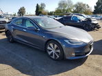 Tesla Model S 2020