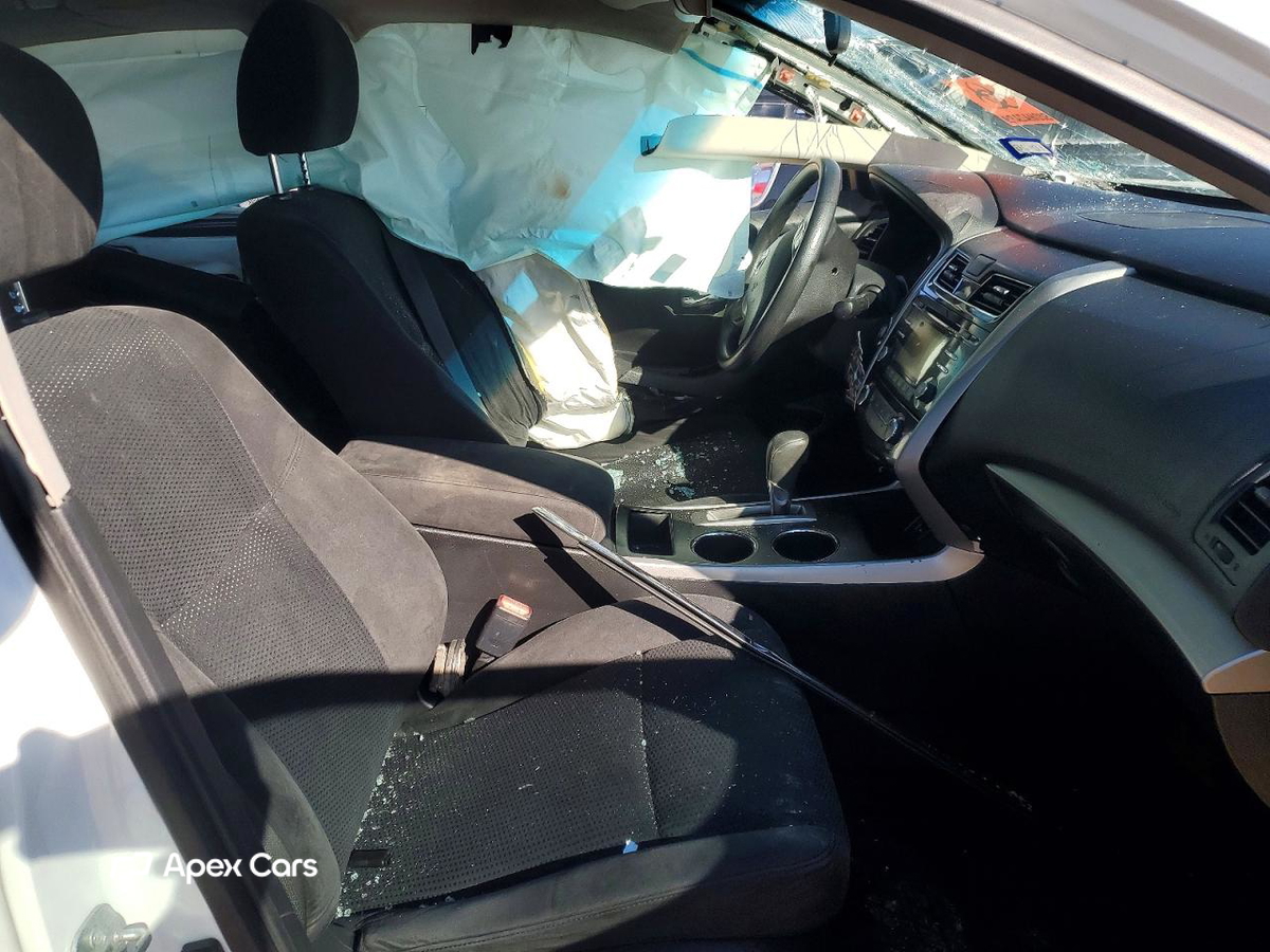 Nissan Altima 2015