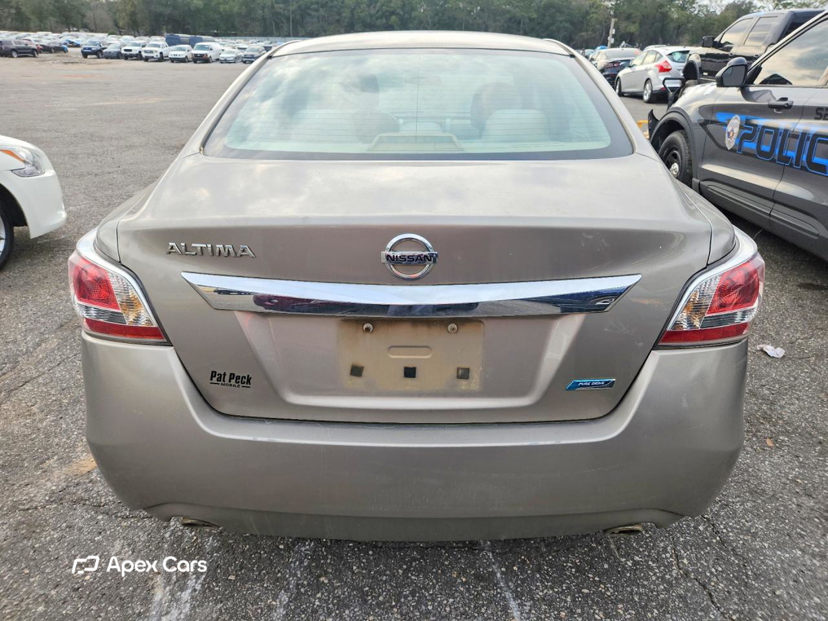 Nissan Altima 2014