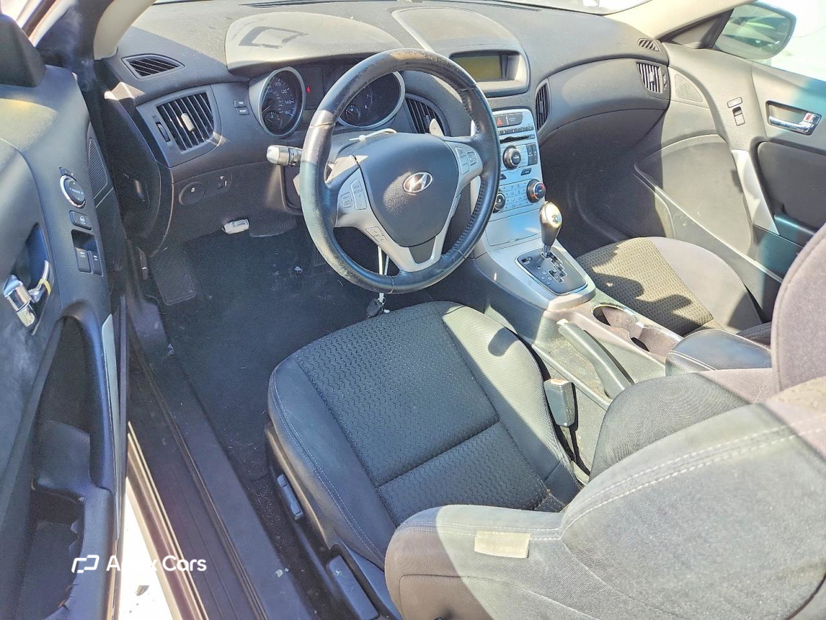 Hyundai Genesis 2010