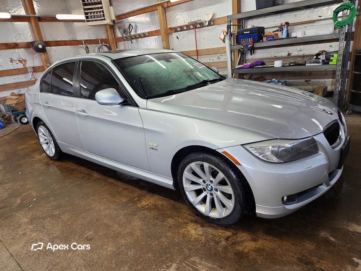 BMW Series 3 2011