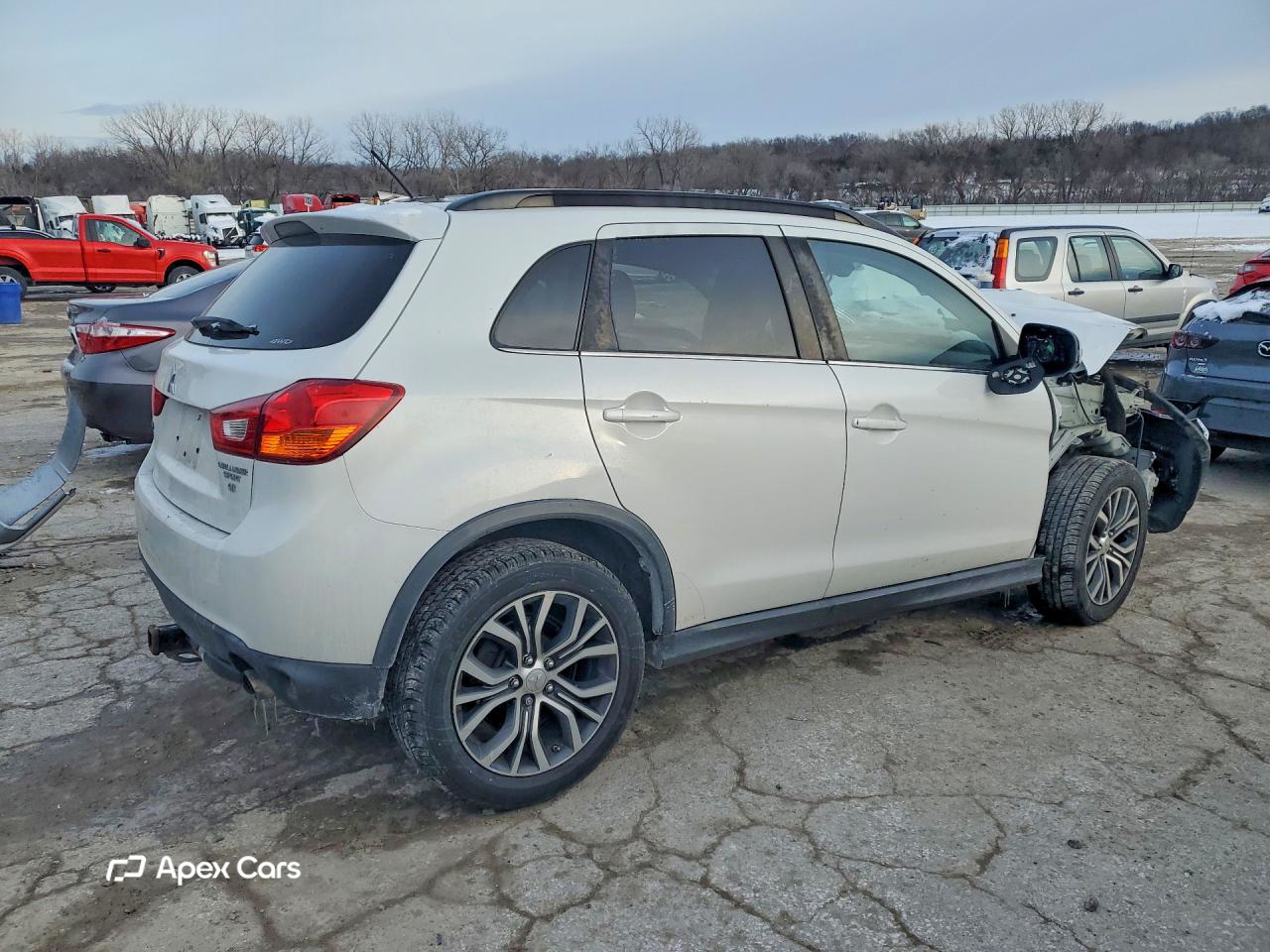 Mitsubishi Outlander 2016