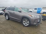 Toyota Highlander 2017
