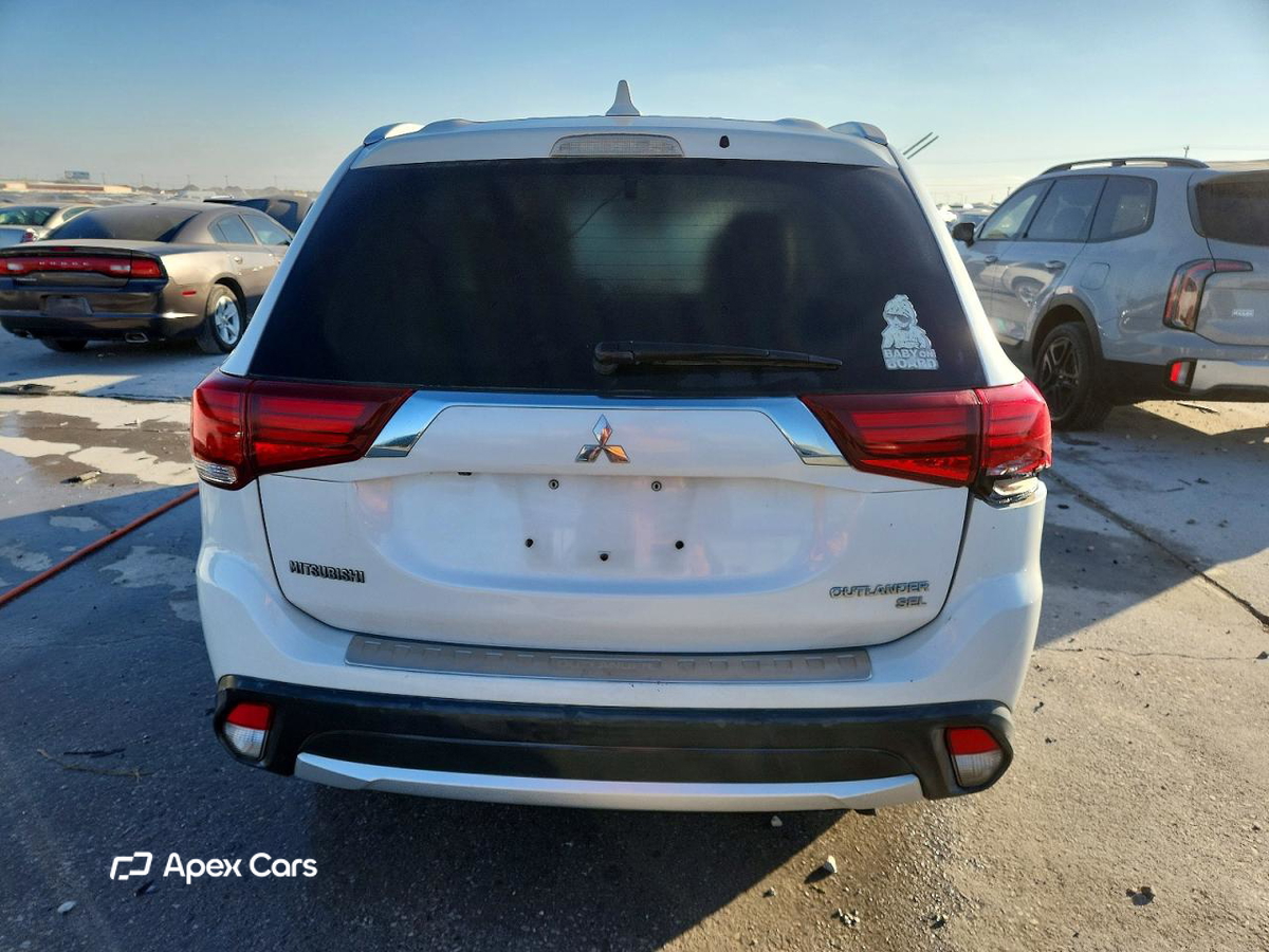 Mitsubishi Outlander 2017