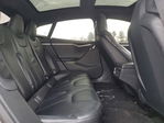 Tesla Model S 2015