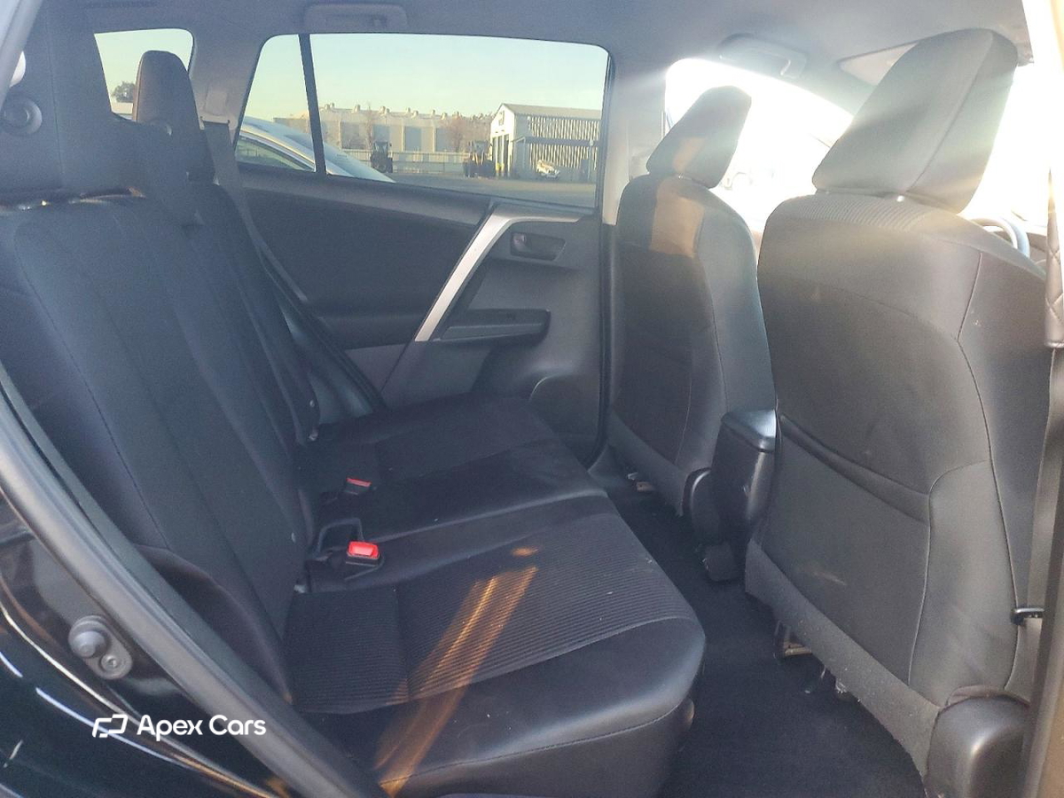Toyota RAV 4 2015