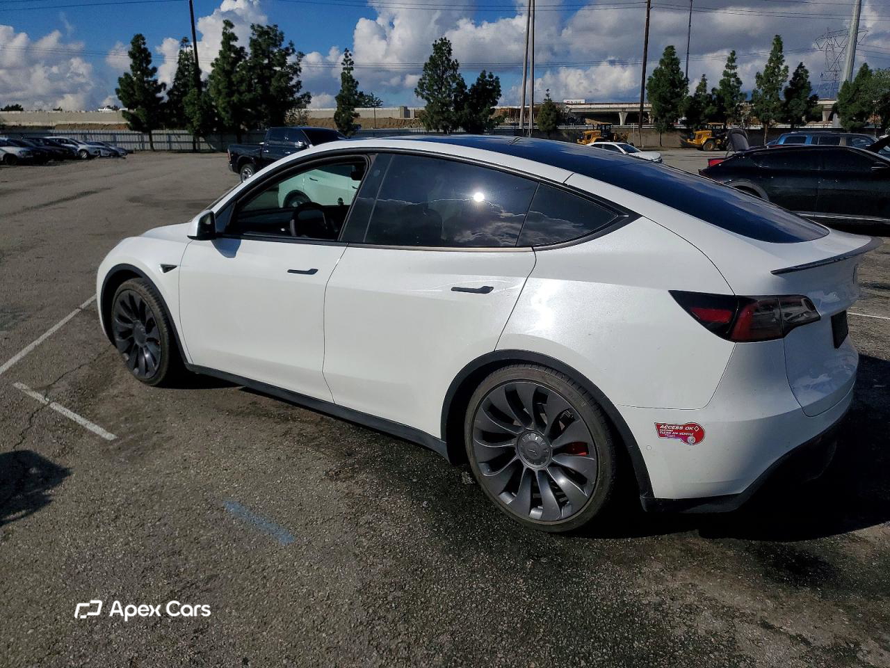 Tesla Model Y 2023