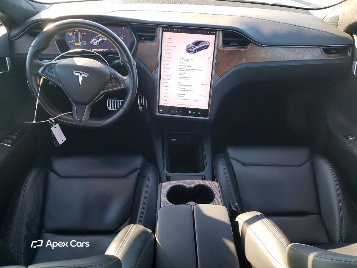 Tesla Model S 2018