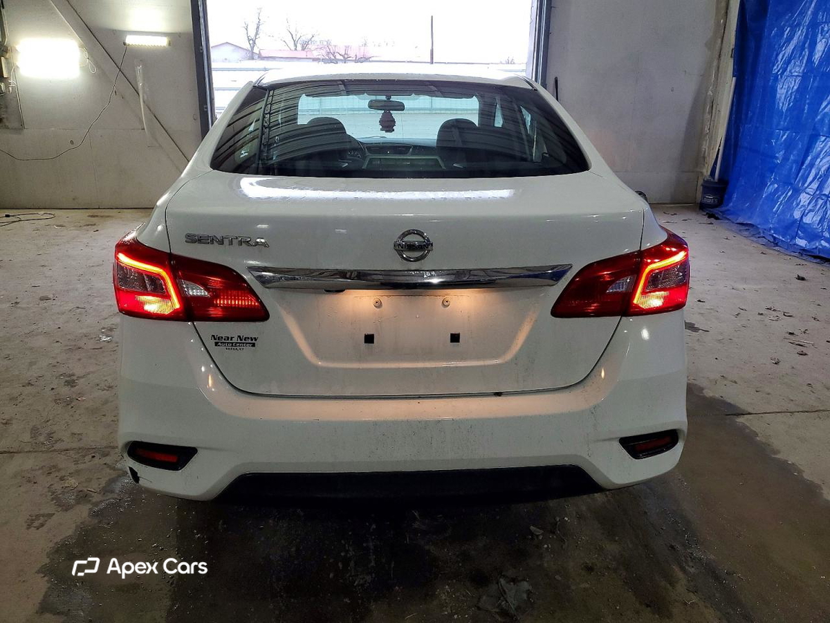 Nissan Sentra 2018