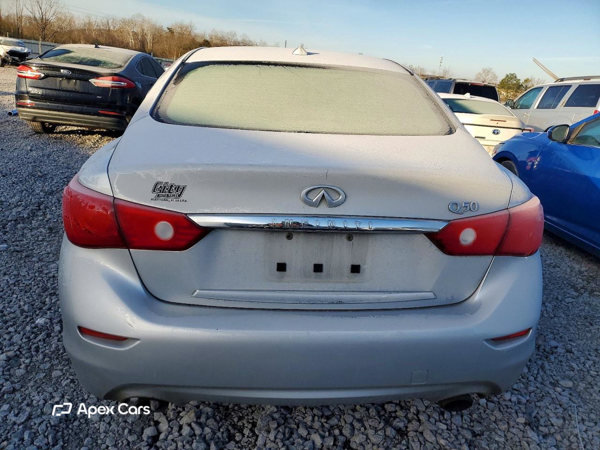Infiniti Q50 2015