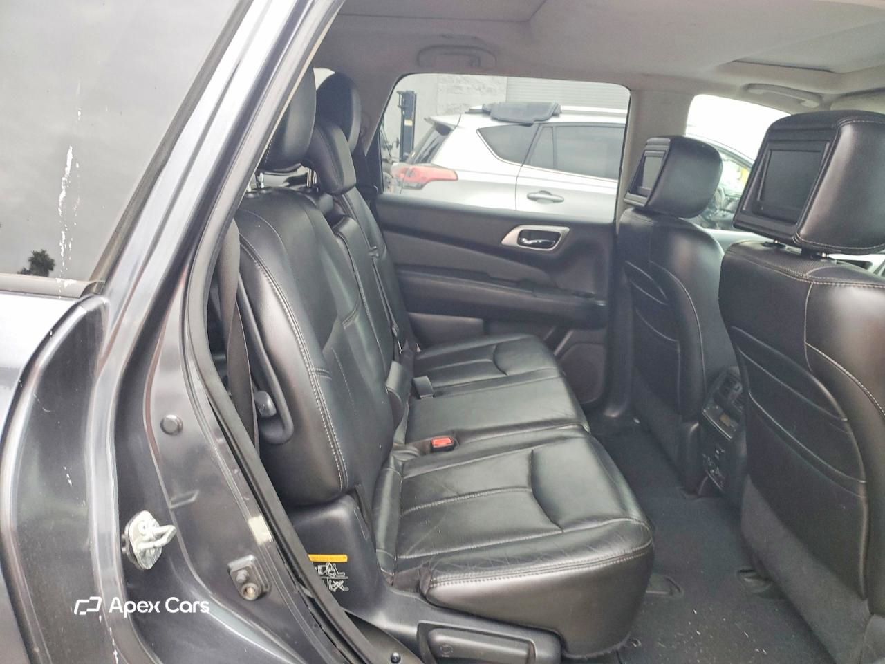 Nissan Pathfinder 2013