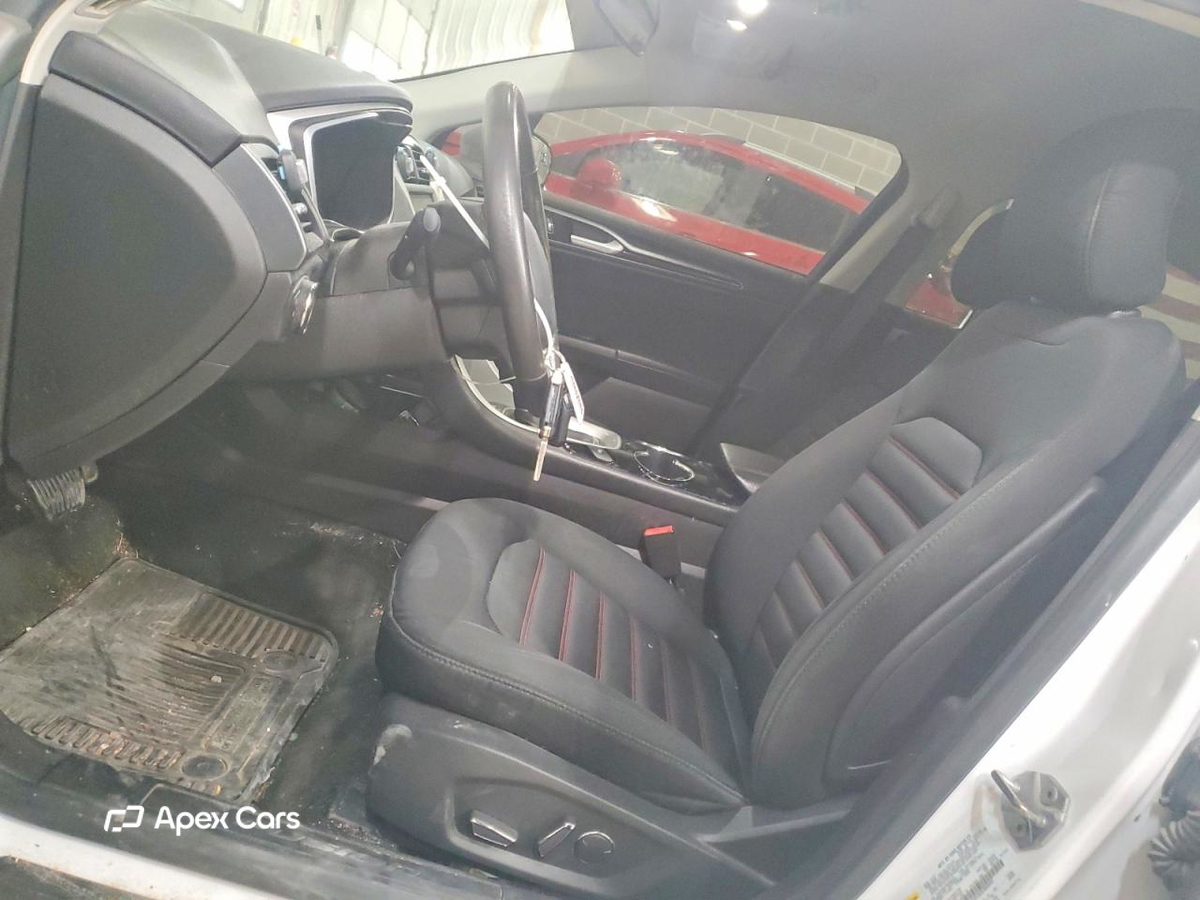 Ford Fusion 2016