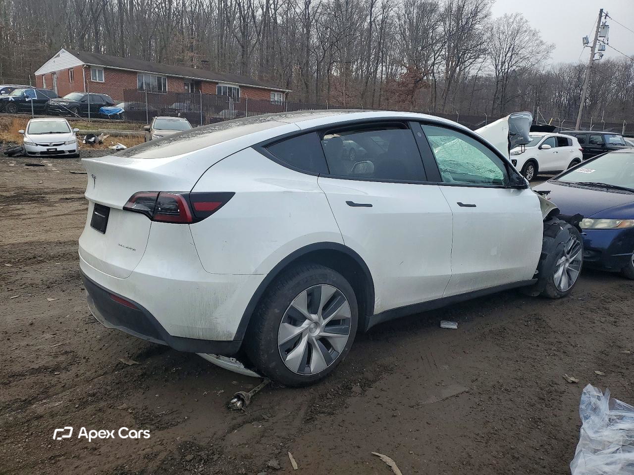 Tesla Model Y 2023