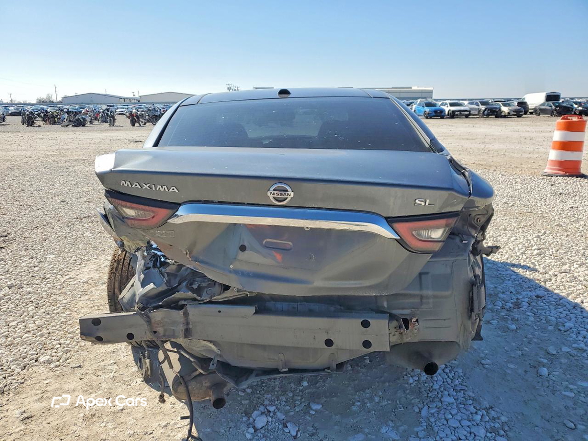Nissan Maxima 2019