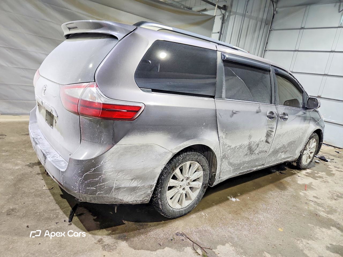 Toyota Sienna 2015