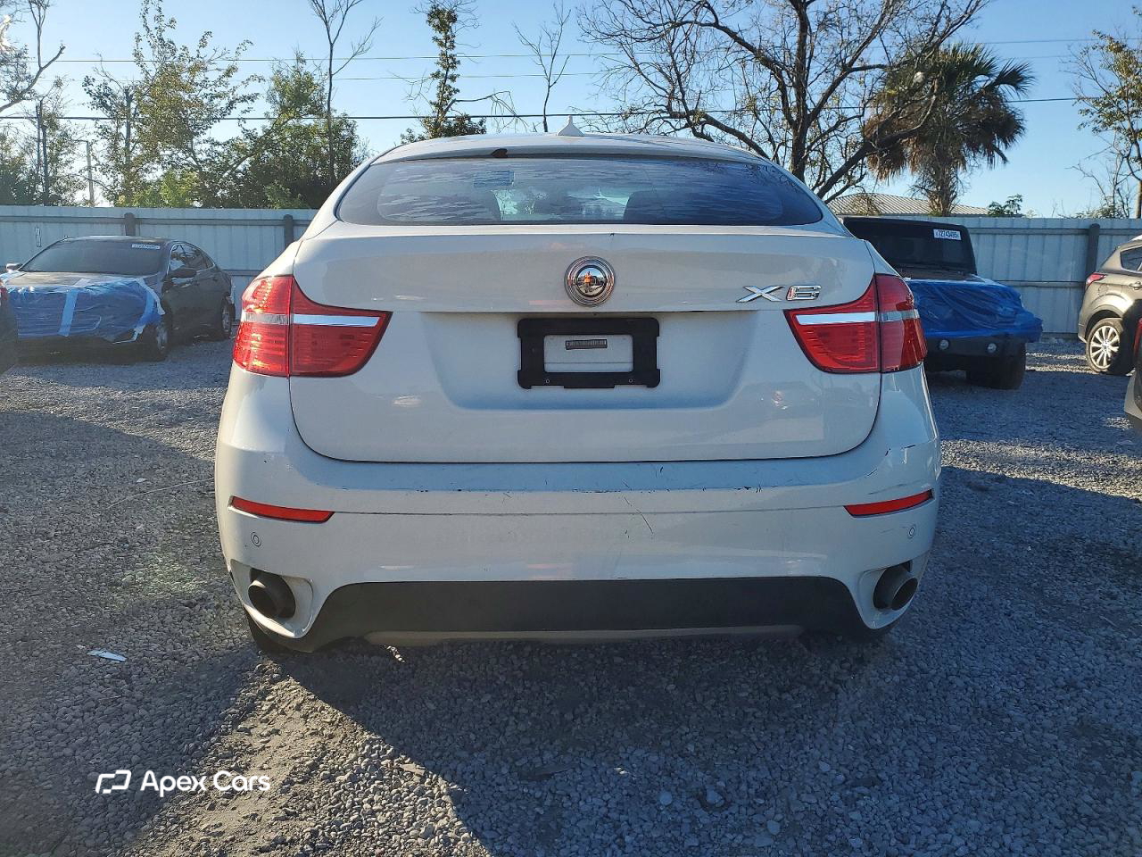 BMW X6 2011