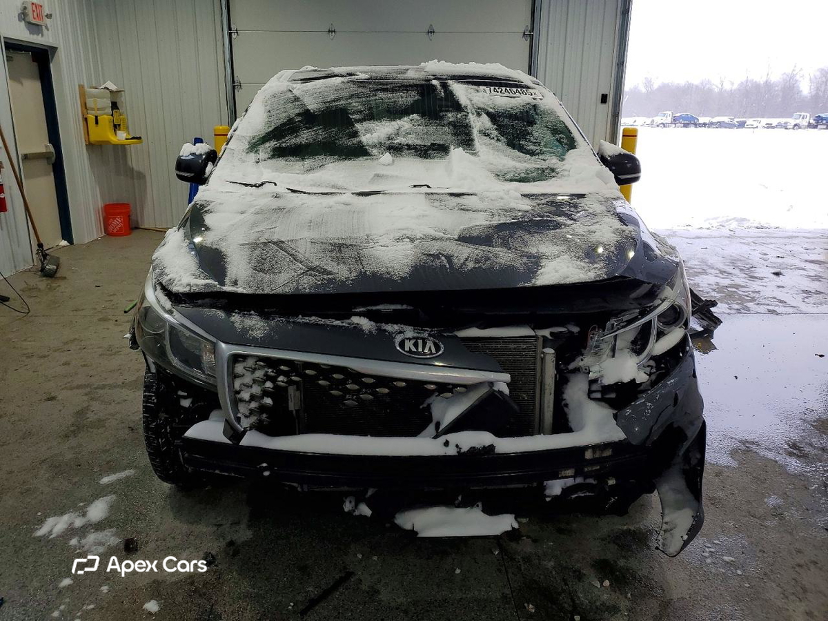 Kia Sedona 2015
