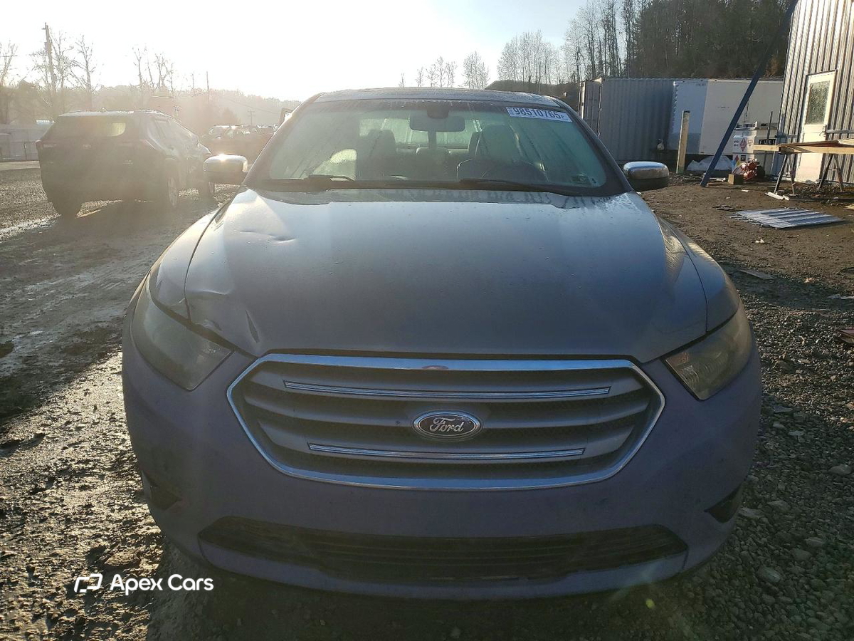 Ford Taurus 2013
