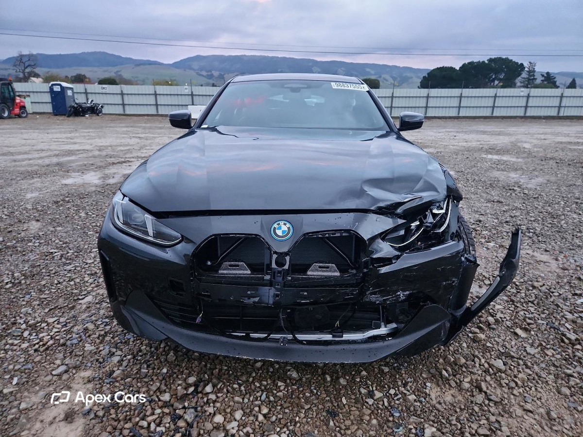 BMW i4 2025