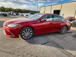 Lexus ES 2019